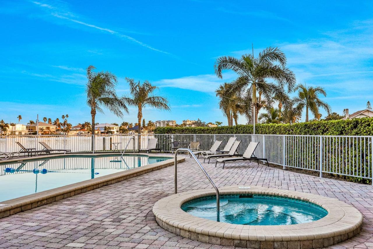 Appartement Palms Of Treasure Island 405 à St. Pete Beach Extérieur photo