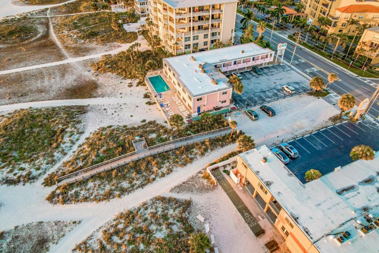 Appartement Palms Of Treasure Island 405 à St. Pete Beach Extérieur photo